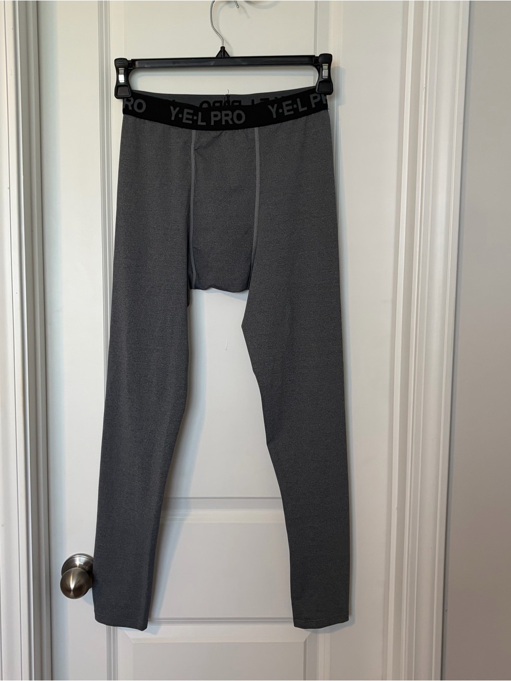 Mens Gray Thermal Bottoms
Size L